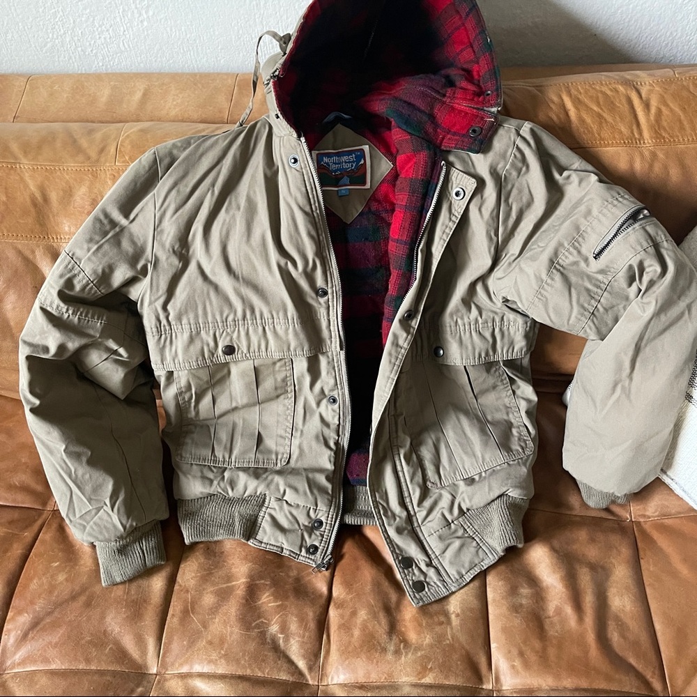 Northwest territory blanket lined bomber jacket. Removablle hood